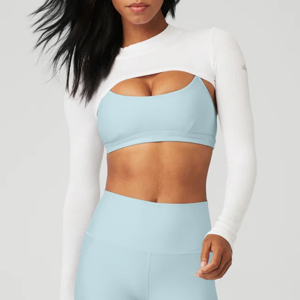 ALO YOGA White Thrill Seeker Shrug Small